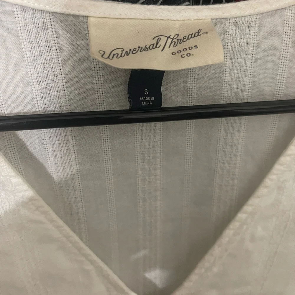 Universal Thread White Midi Dress with Puff Sleeves - Picture 4 of 4